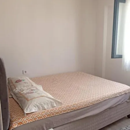 Holiday Home Apartment *